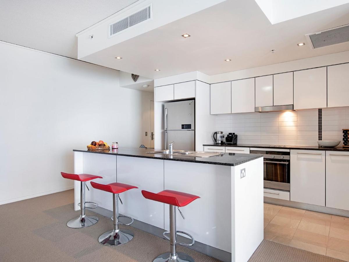 Modern 2 Bedroom Apartment In Sierra Grand - Coasthm 골드코스트 외부 사진