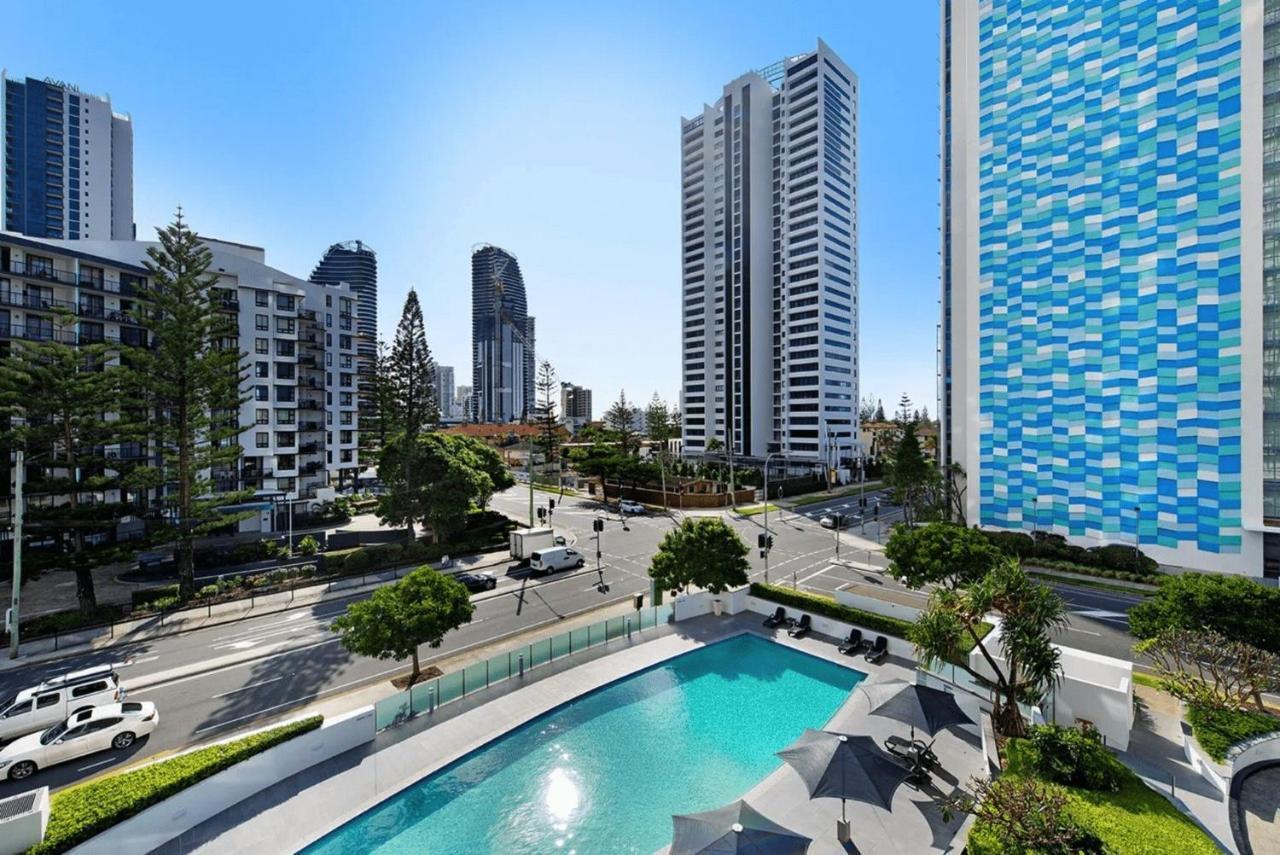 Modern 2 Bedroom Apartment In Sierra Grand - Coasthm 골드코스트 외부 사진